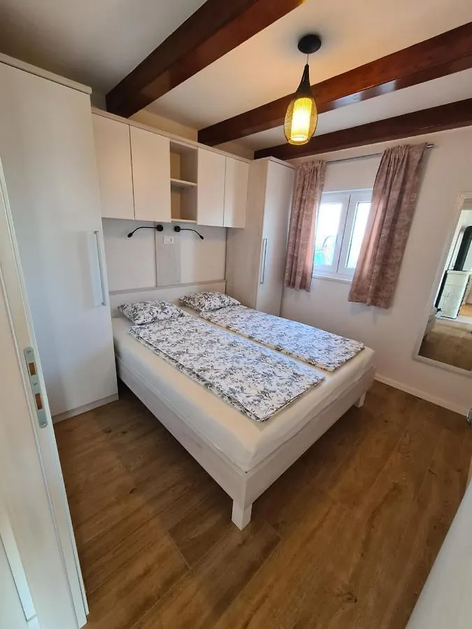 Holiday House Adriana Villa Povljana